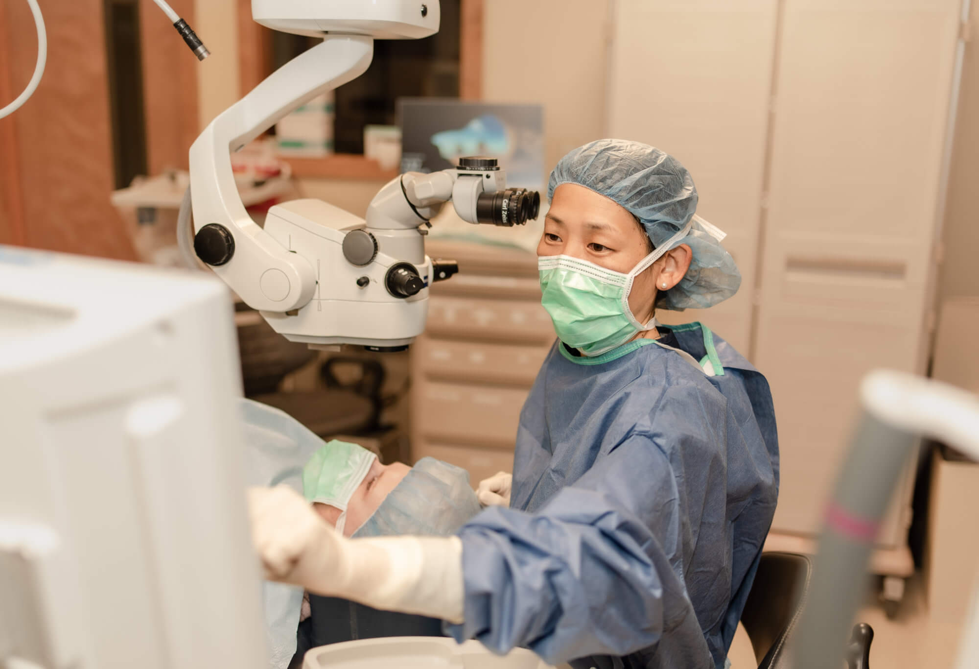 Top Eye Surgery and Laser Center - Clarus Eye Centre